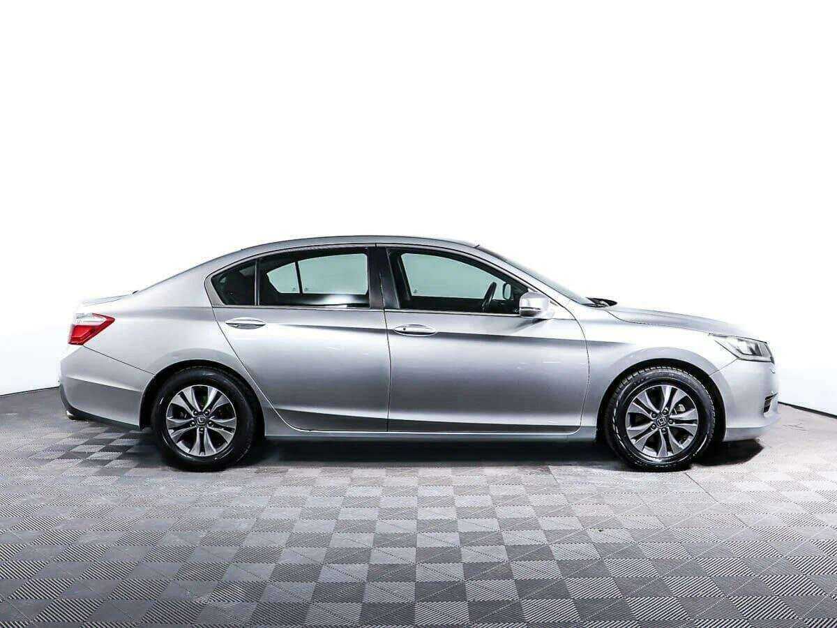 Купить Honda Accord, 2013, 120 001 км, фото №4