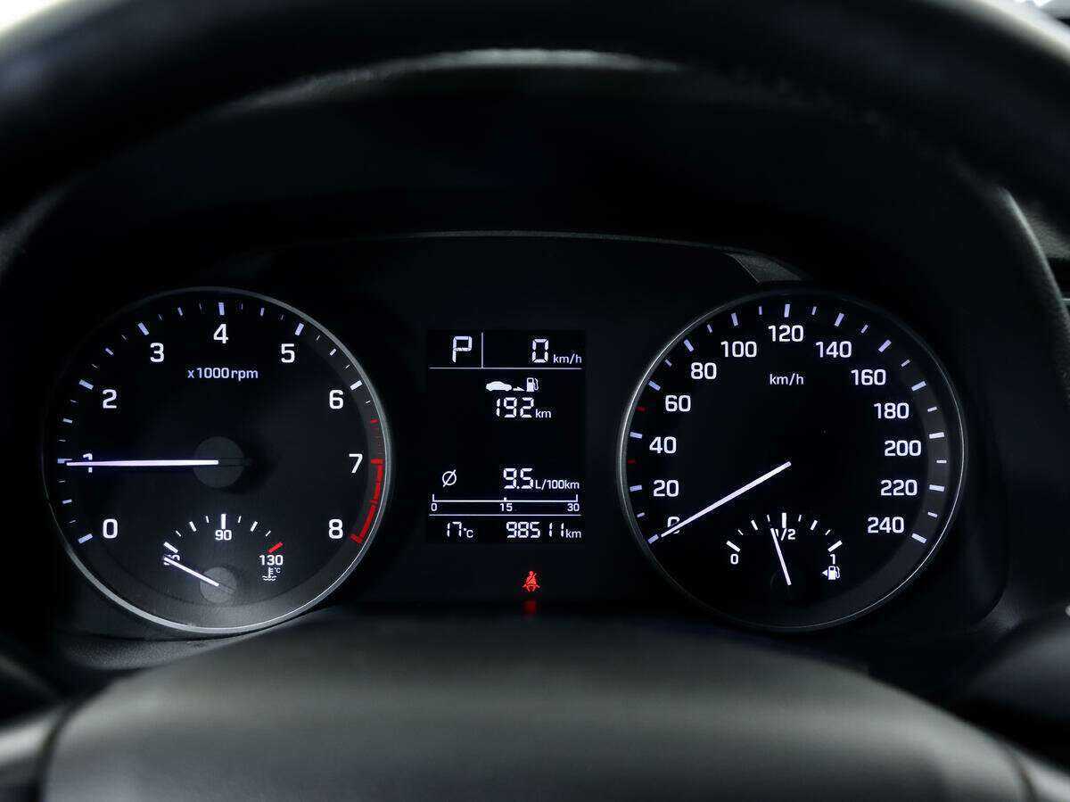 Купить Hyundai Elantra, 2017, 100 000 км, фото №14