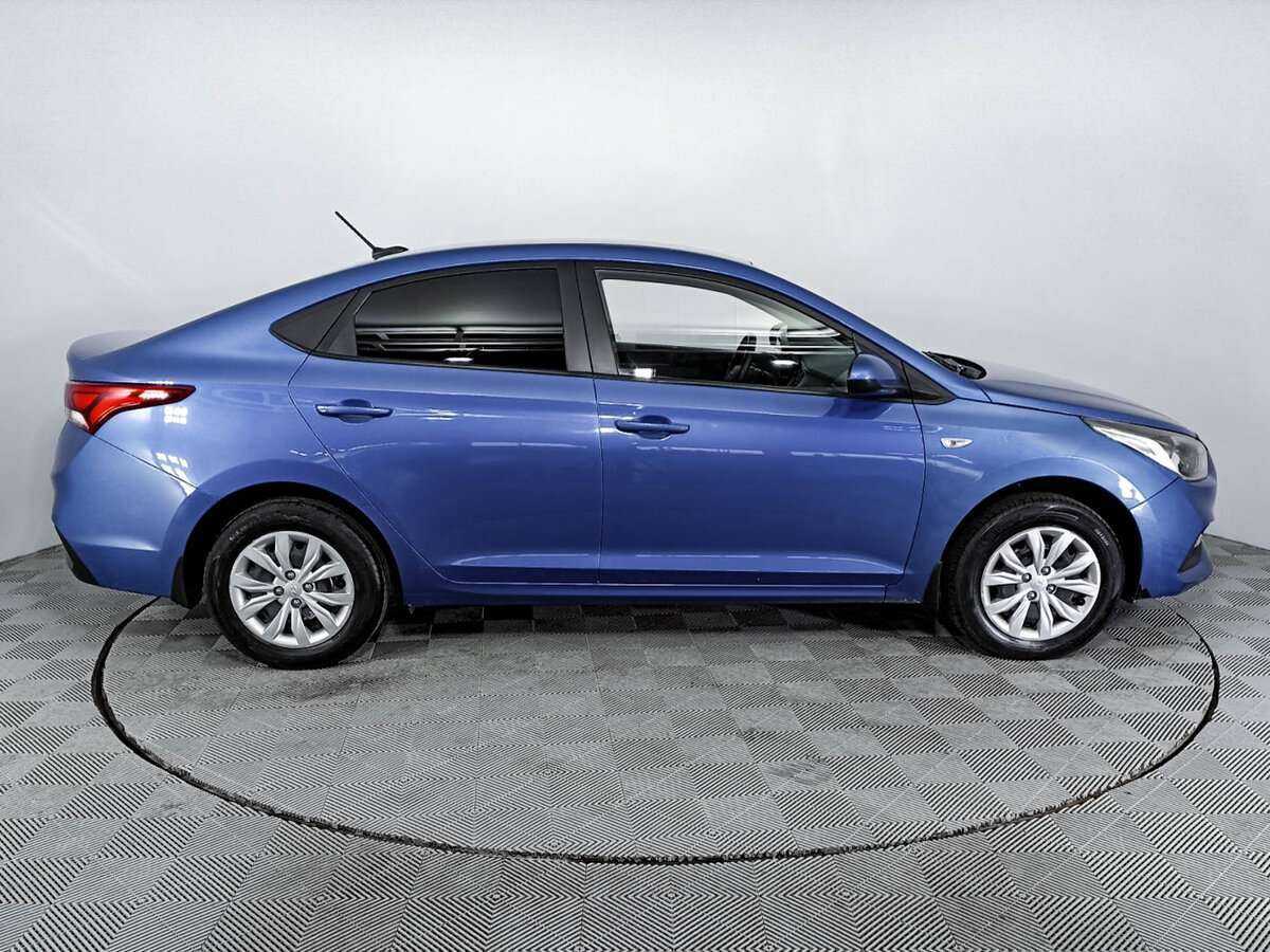 Купить Hyundai Solaris, 2018, 105 877 км, фото №4