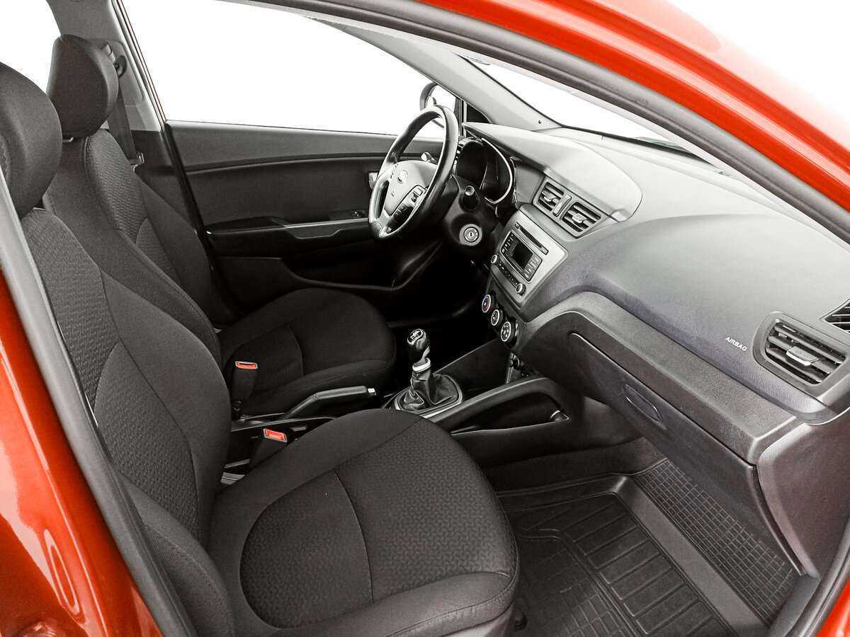 Купить Kia Rio, 2016, 152 103 км, фото №8