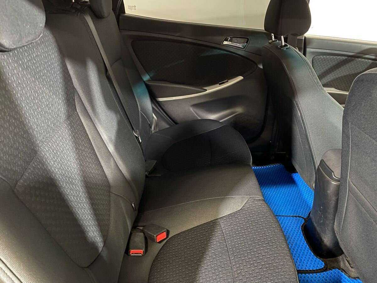 Купить Hyundai Solaris, 2012, 142 823 км, фото №11