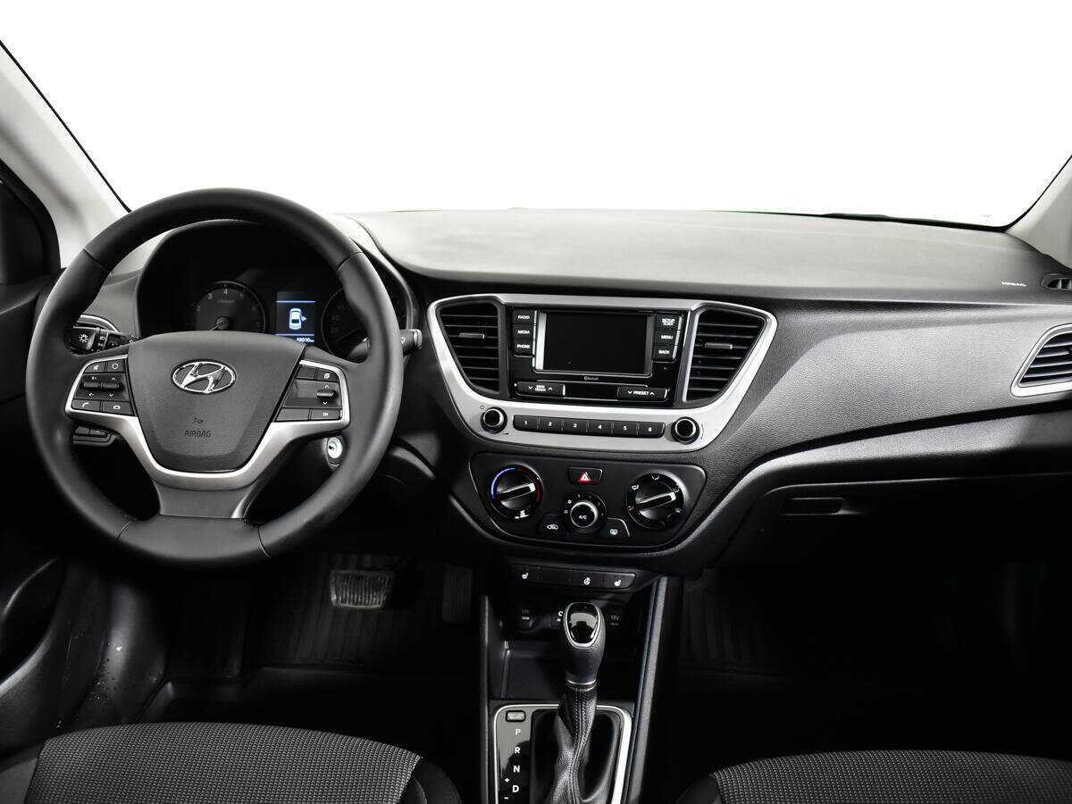 Купить Hyundai Solaris, 2017, 87 996 км, фото №12