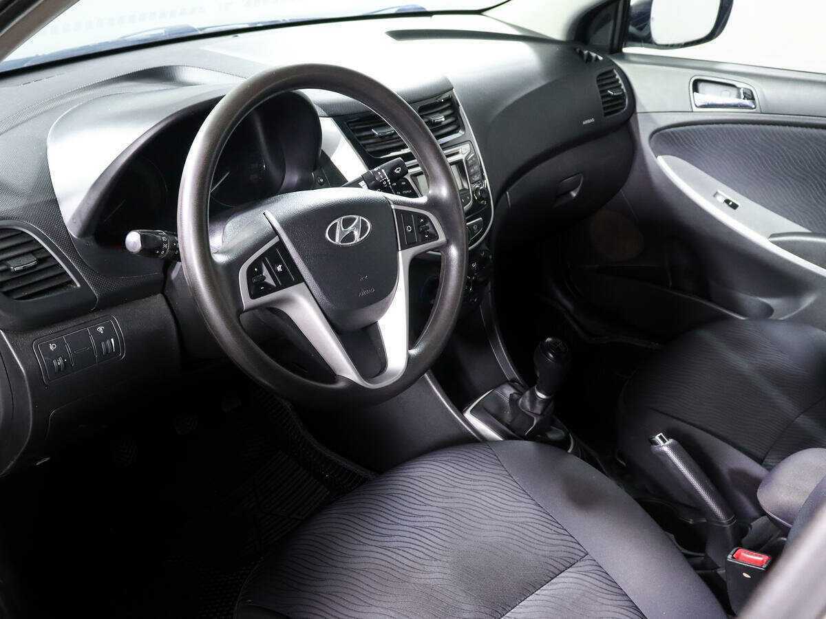 Купить Hyundai Solaris, 2014, 98 000 км, фото №12