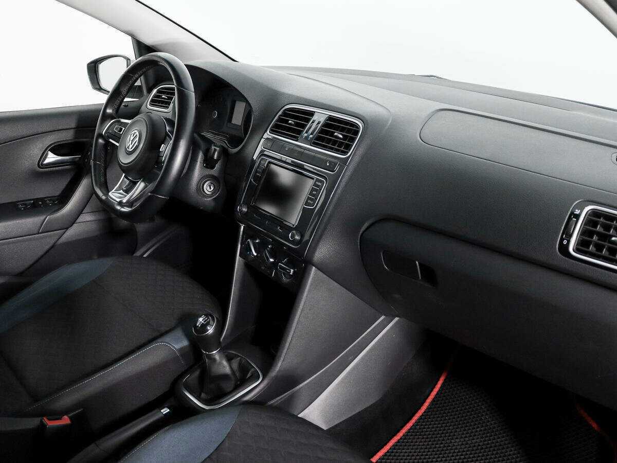 Купить Volkswagen Polo, 2020, 112 157 км, фото №10