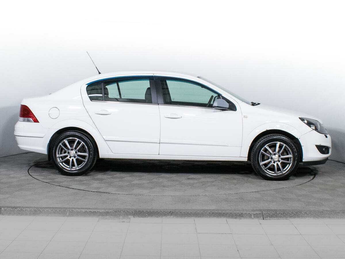 Купить Opel Astra, 2014, 117 992 км, фото №4