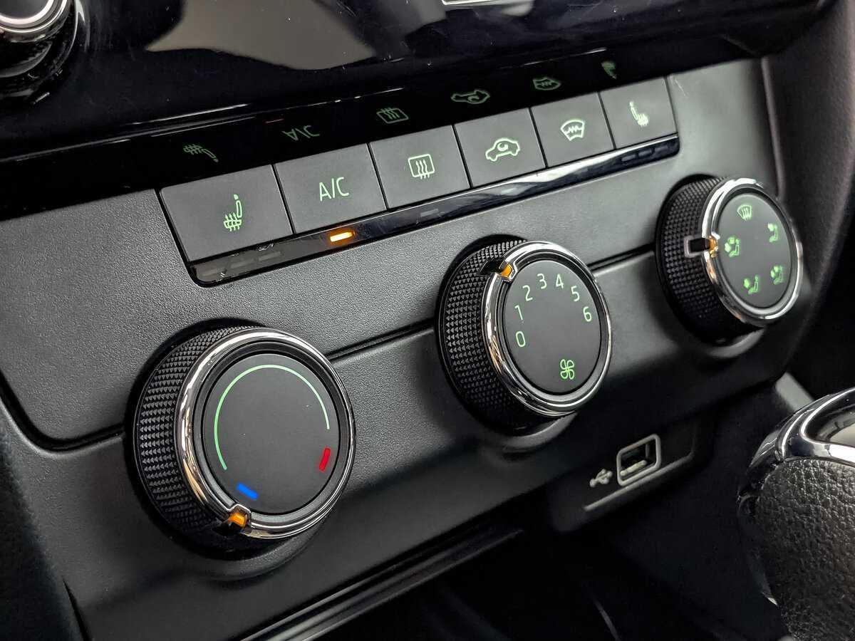 Купить Skoda Octavia, 2018, 106 899 км, фото №17