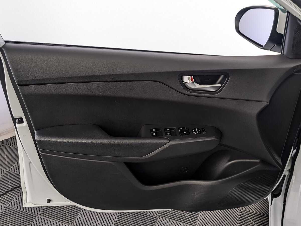 Купить Hyundai Solaris, 2020, 82 754 км, фото №15