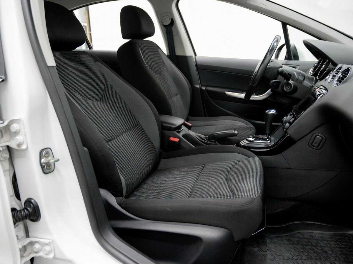 Купить Peugeot 408, 2017, 129 611 км, фото №8