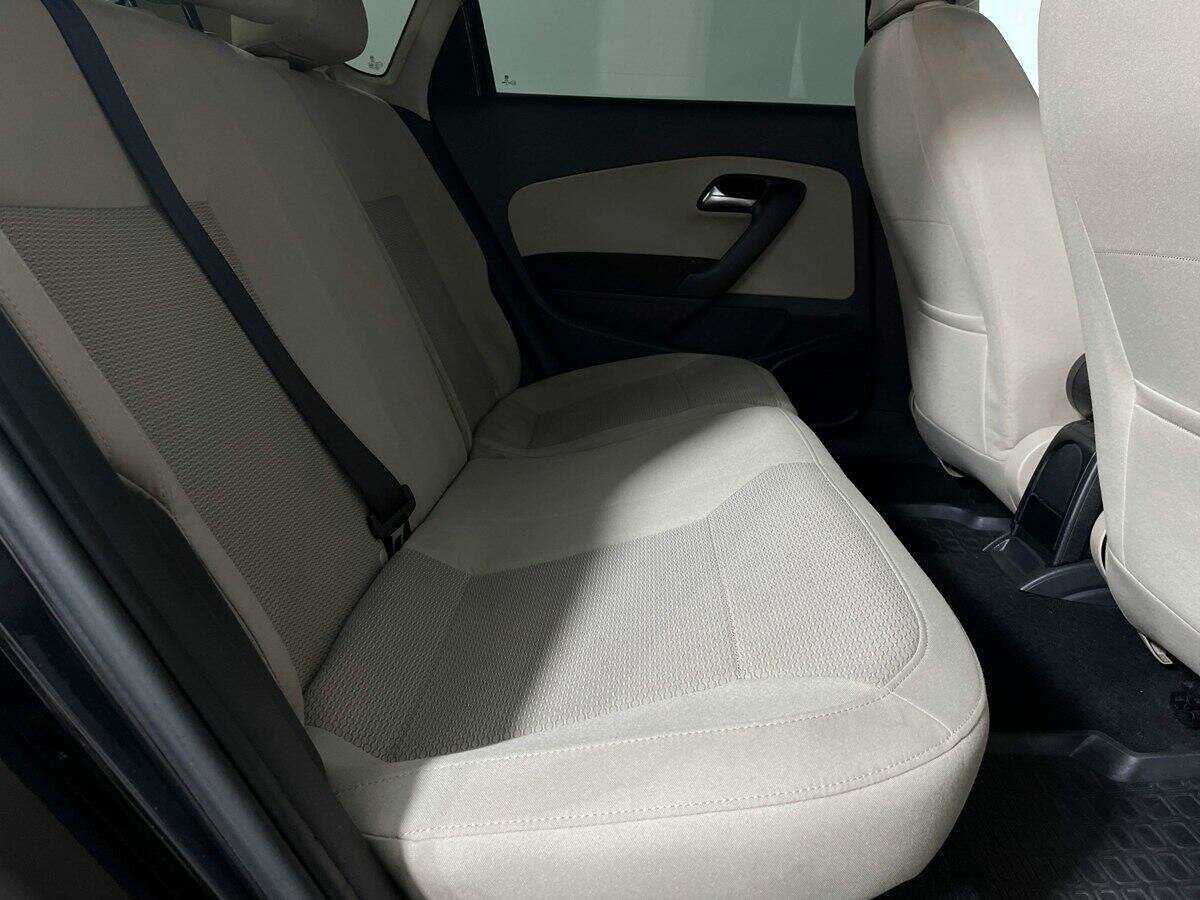 Купить Volkswagen Polo, 2016, 215 960 км, фото №10