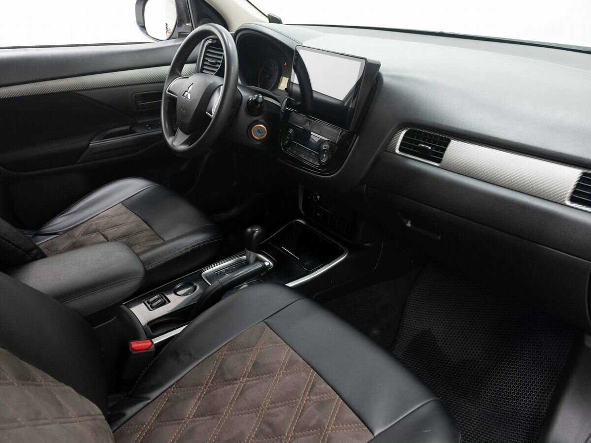 Купить Mitsubishi Outlander, 2018, 165 115 км, фото №13