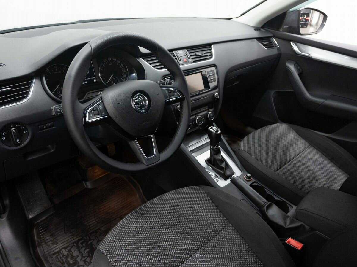 Купить Skoda Octavia, 2013, 265 000 км, фото №9