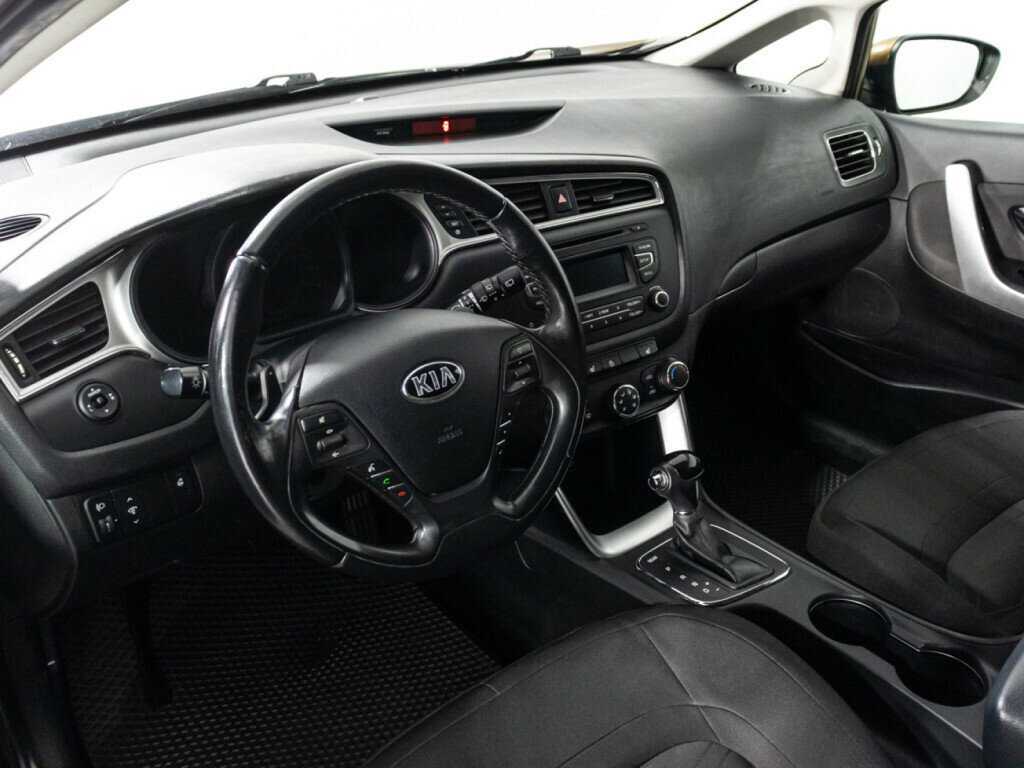 Купить Kia Ceed, 2016, 68 000 км, фото №11