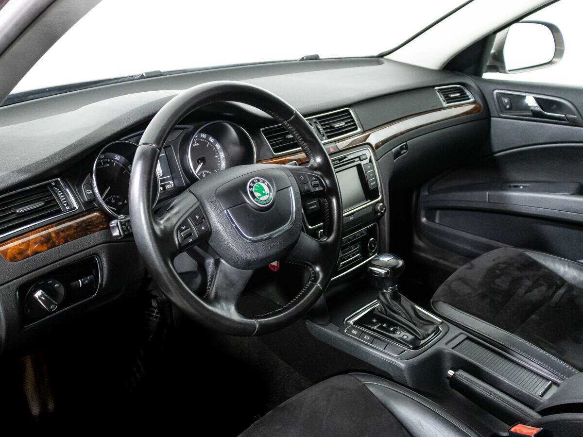 Купить Skoda Superb, 2012, 214 128 км, фото №11