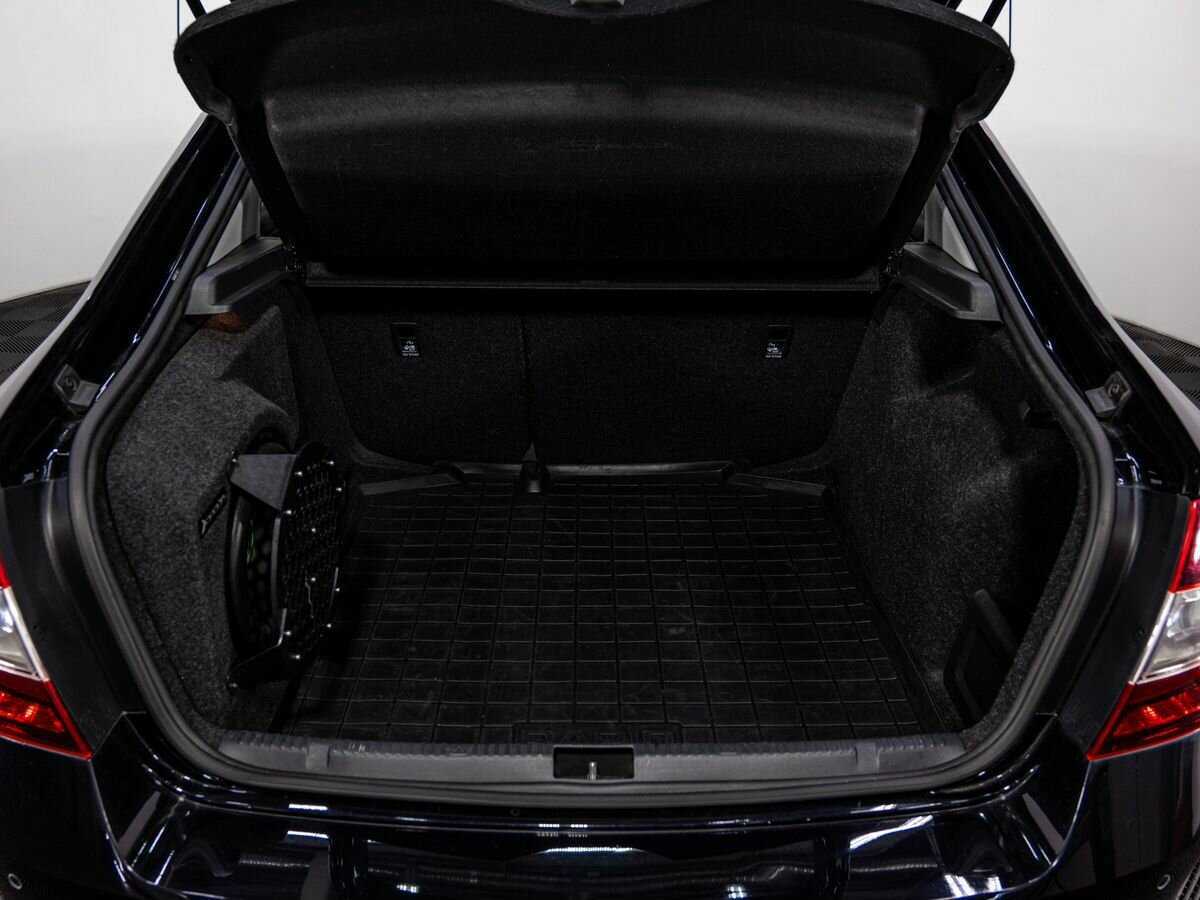 Купить Skoda Rapid, 2018, 87 000 км, фото №20