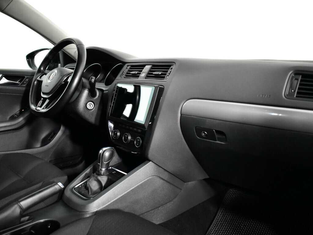 Купить Volkswagen Jetta, 2015, 154 828 км, фото №6