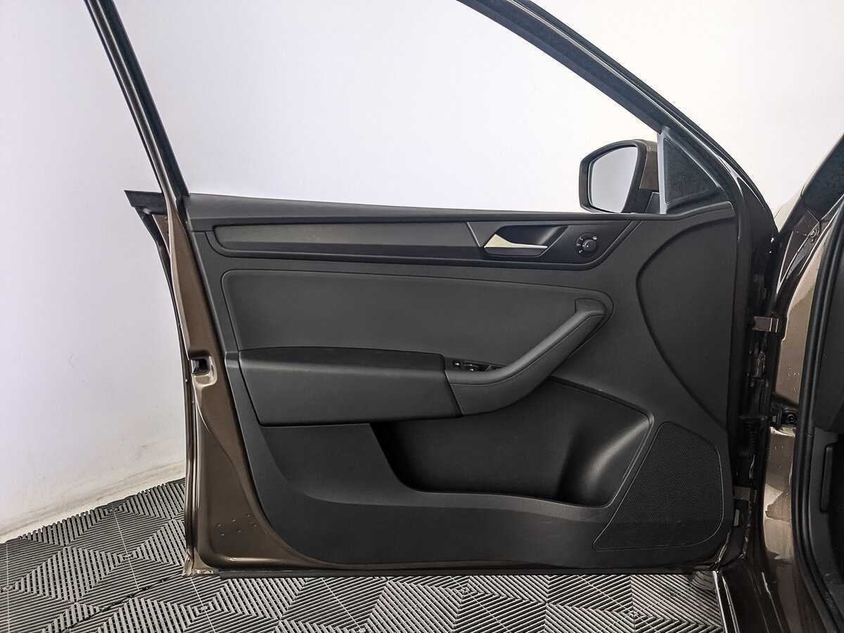 Купить Volkswagen Polo, 2020, 83 403 км, фото №16