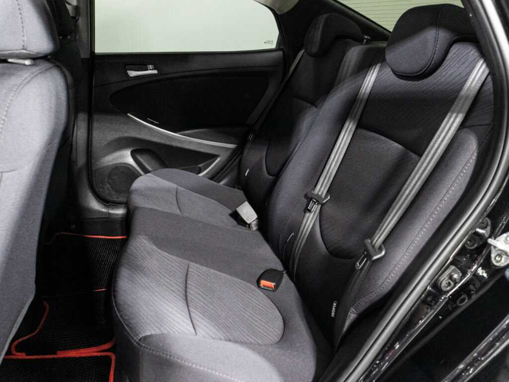 Купить Hyundai Solaris, 2015, 127 927 км, фото №10