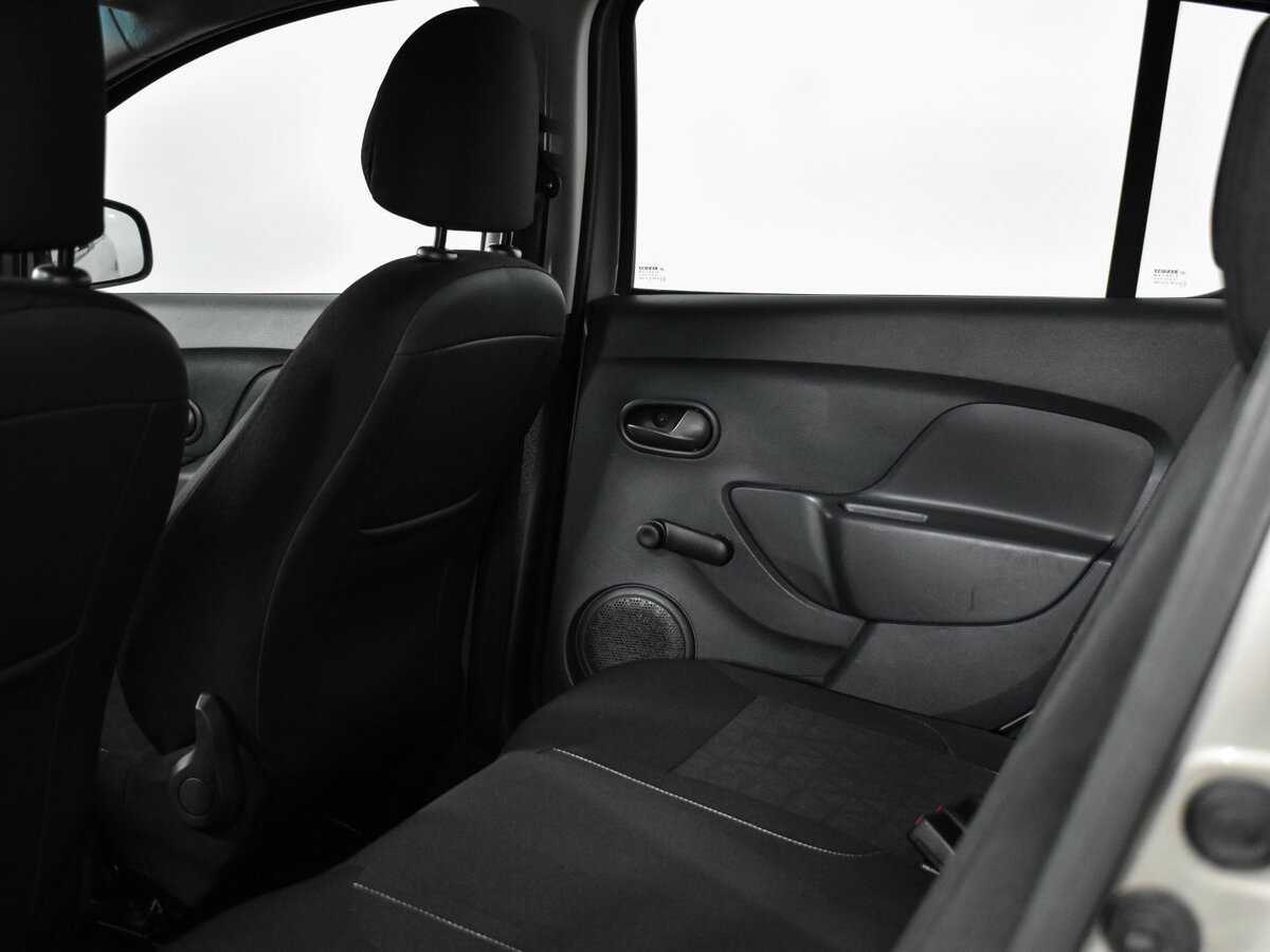 Купить Renault Sandero Stepway, 2017, 48 489 км, фото №12