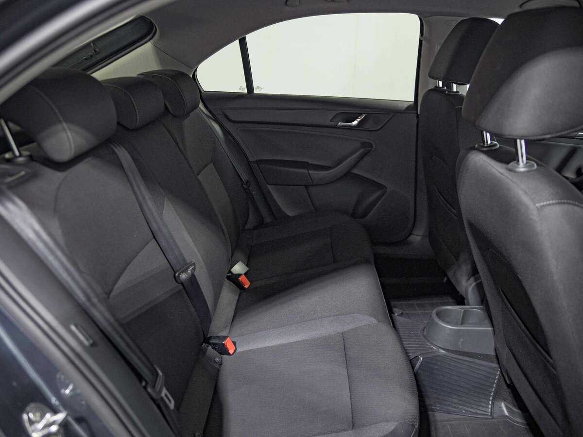 Купить Skoda Rapid, 2015, 175 439 км, фото №12