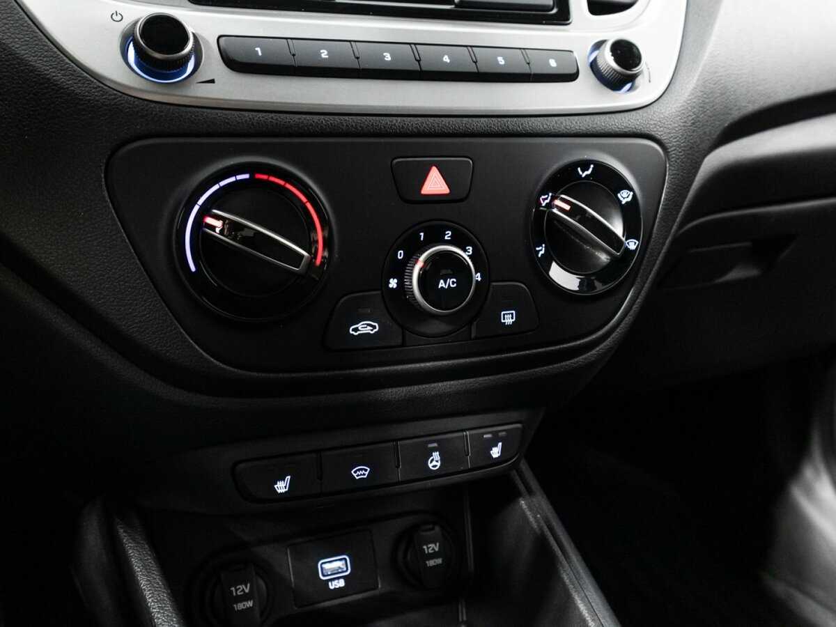 Купить Hyundai Solaris, 2019, 93 680 км, фото №15