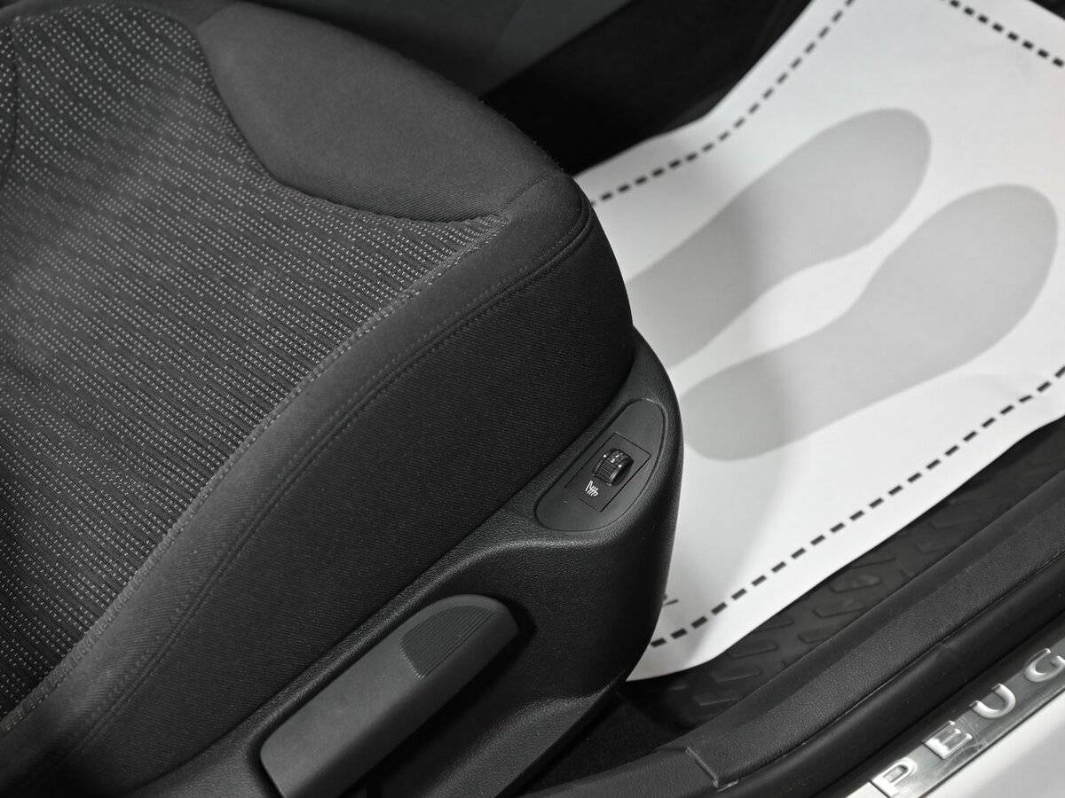 Купить Peugeot 308, 2012, 144 000 км, фото №13