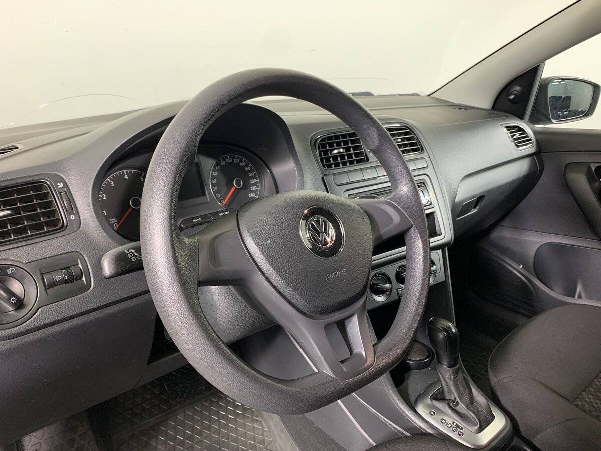 Купить Volkswagen Polo, 2017, 245 685 км, фото №11