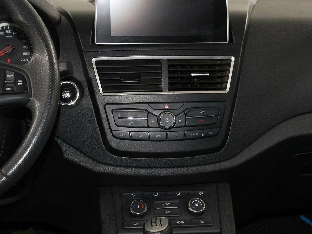 Купить FAW Besturn X40, 2019, 95 056 км, фото №15