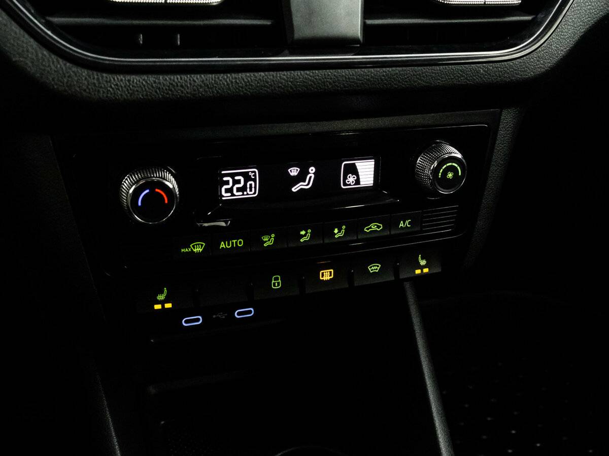 Купить Skoda Rapid II, 2020, 146 336 км, фото №12